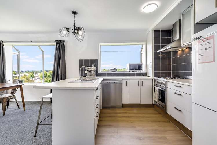 9 Beaumaris Place Dinsdale_37
