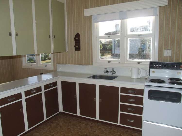 18 Montgomery Avenue Onerahi_3