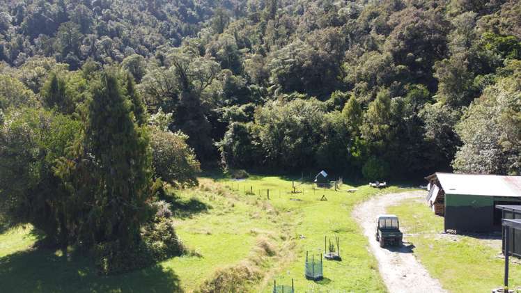 254 Doughboy Road Kokatahi_63