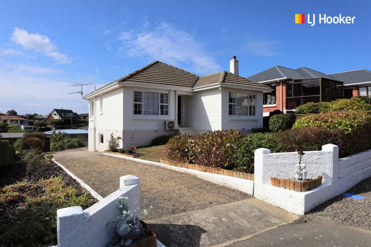 6 Freyberg Road Fairfield_1