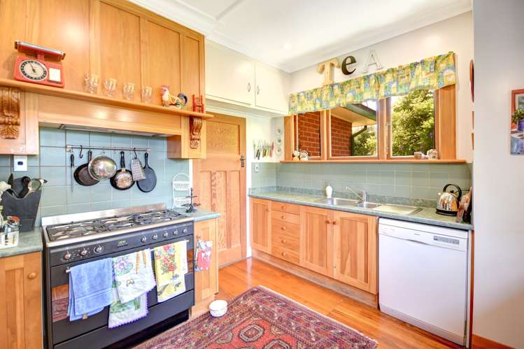 31 Holyhead Street Outram_8