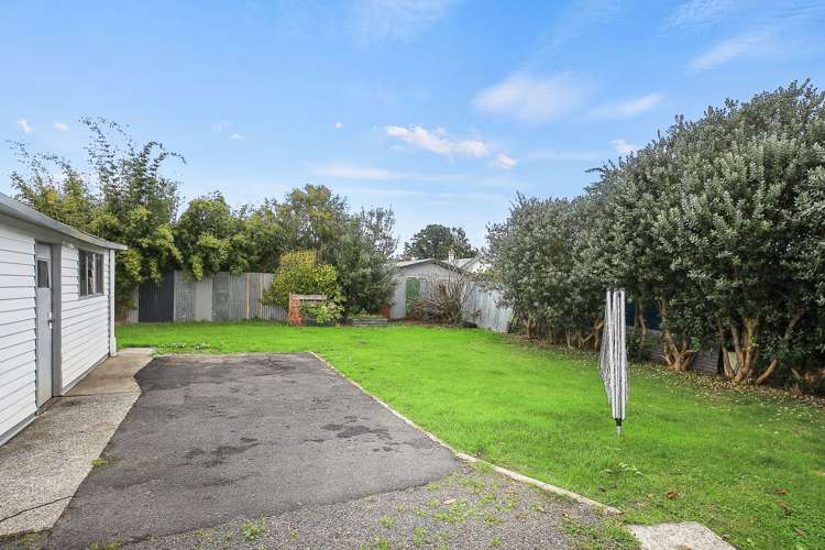 5 Menzies Place Paeroa_17