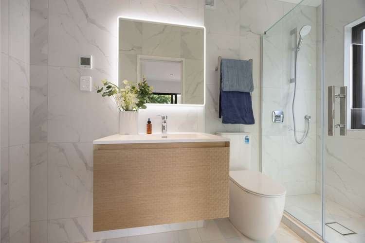 2 Hollywood Avenue Epsom_13