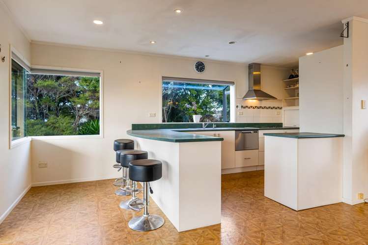 22 Rimu Road Stanmore Bay_3