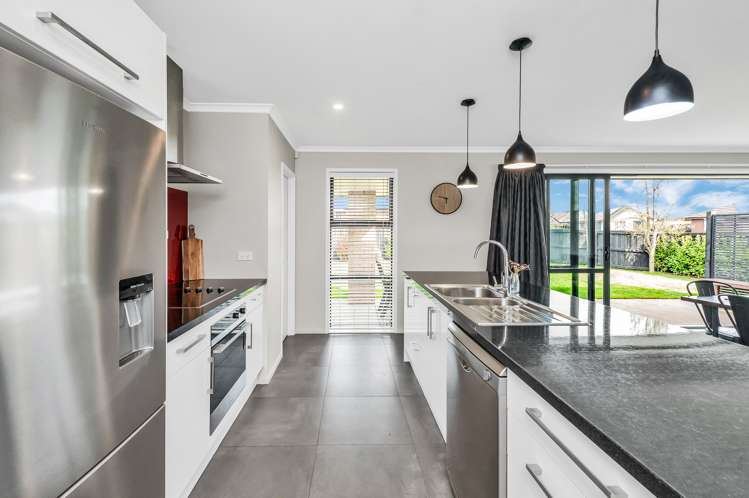 66 Hungerford Drive Rolleston_3