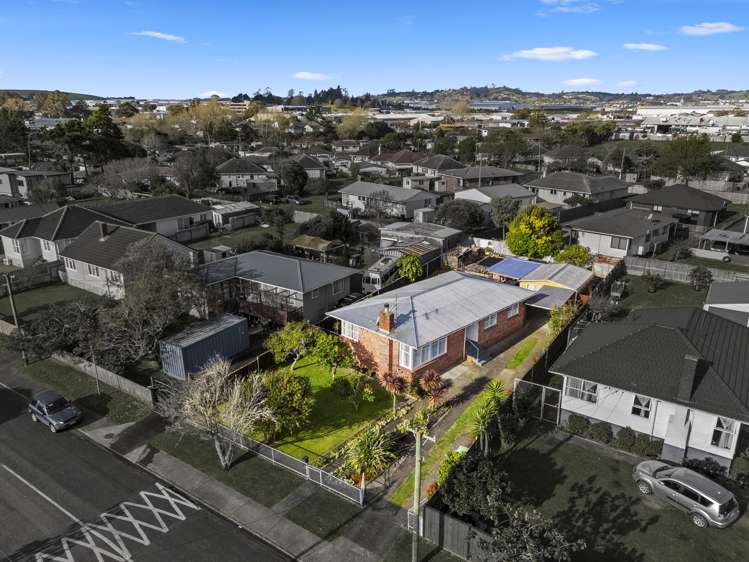 39 Hamill Road Otara_5