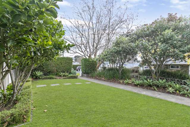 14 North Avenue Narrow Neck_2