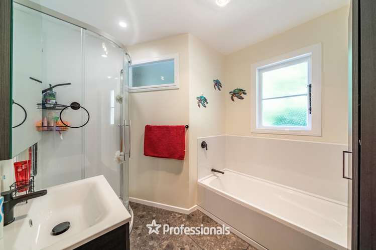 8 Harlow Grove Wainuiomata_22