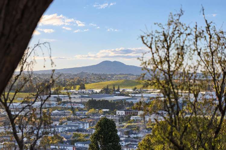 182 Redoubt Road Manukau_13