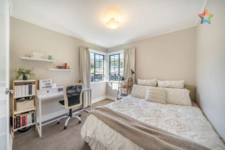 7 Prouse Crescent Naenae_13