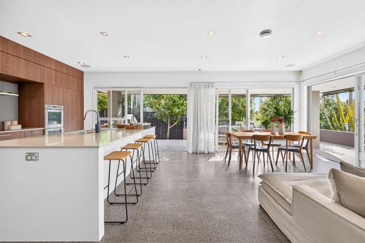 5 Matau Rise Te Atatu Peninsula_1