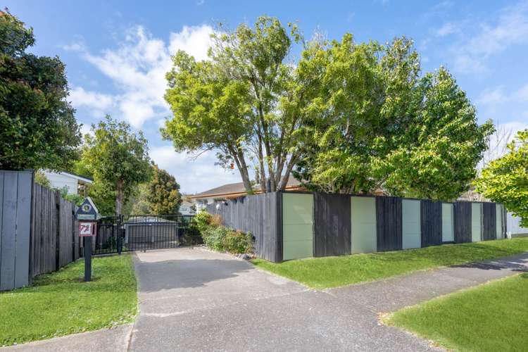 71 Meadway Sunnyhills_26