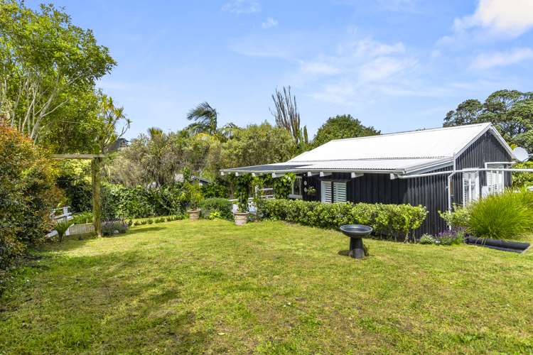 31 Alison Road Surfdale_32