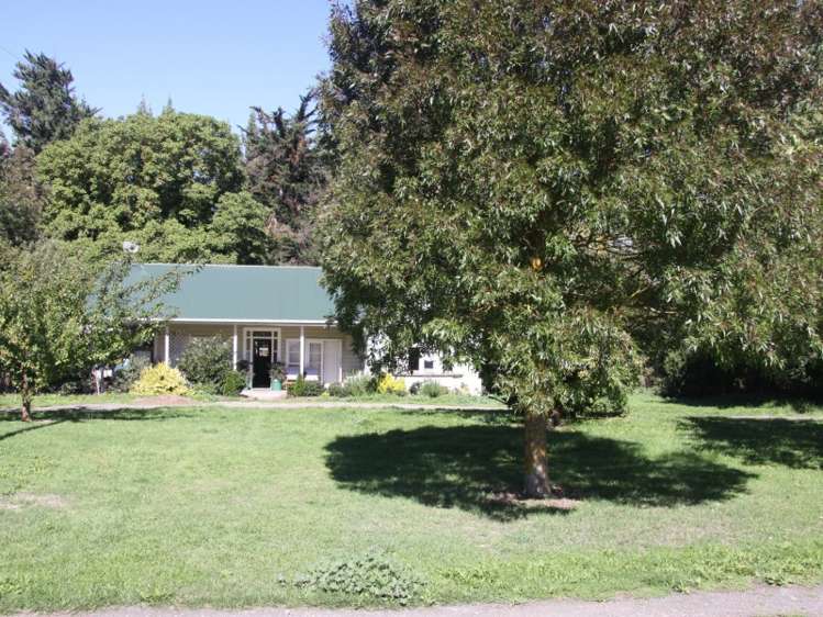 562 Leader Road West Waiau_21