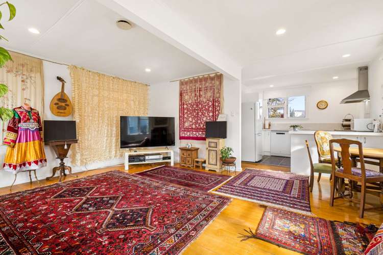 8 Pirangi Street Pt England_3