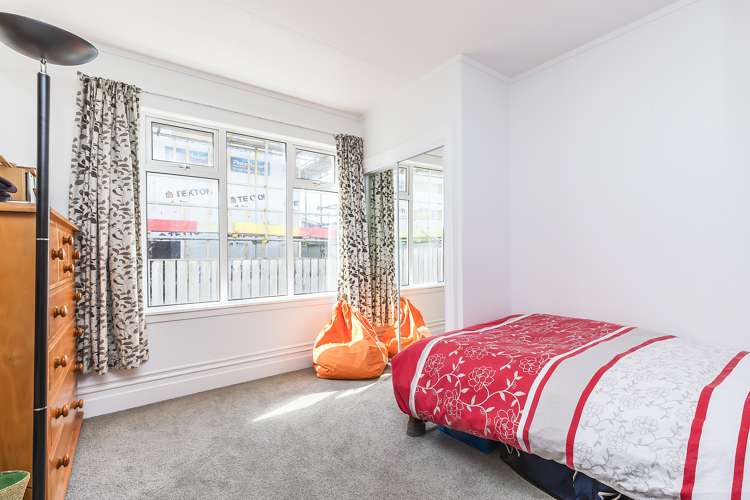 118 Lyall Parade Lyall Bay_13