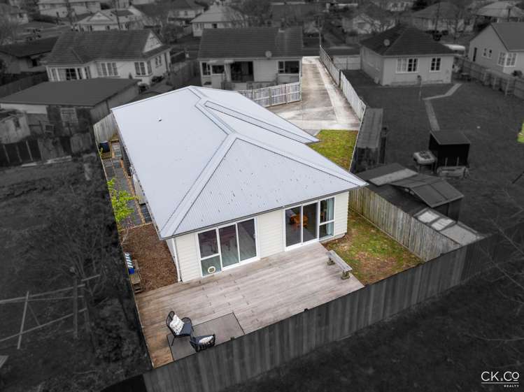 61A Shearer Crescent Naenae_24