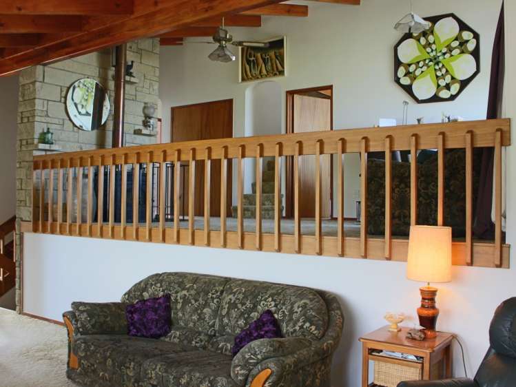 439 Fergusson Drive Thames_15