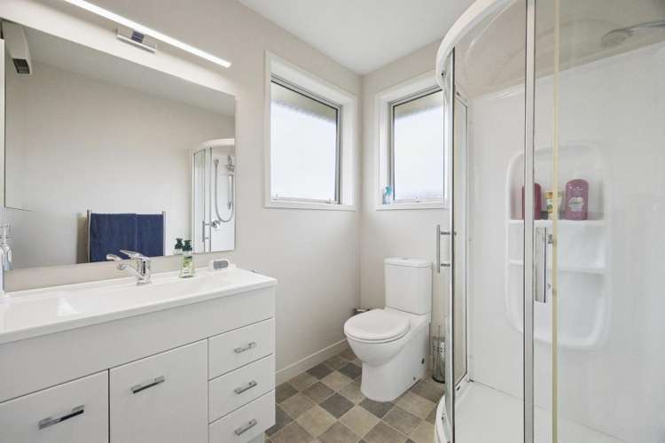 63 Severn Street Abbotsford_13