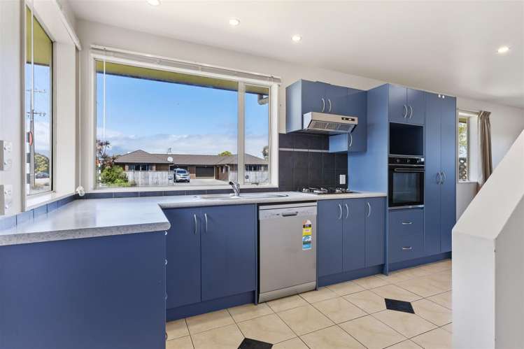 2/146 Derby Street Westport_3