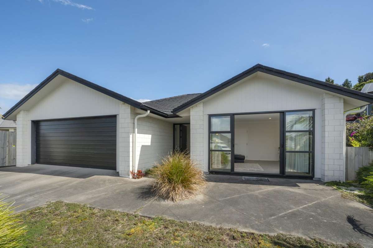 11 Lakeside Terrace_0