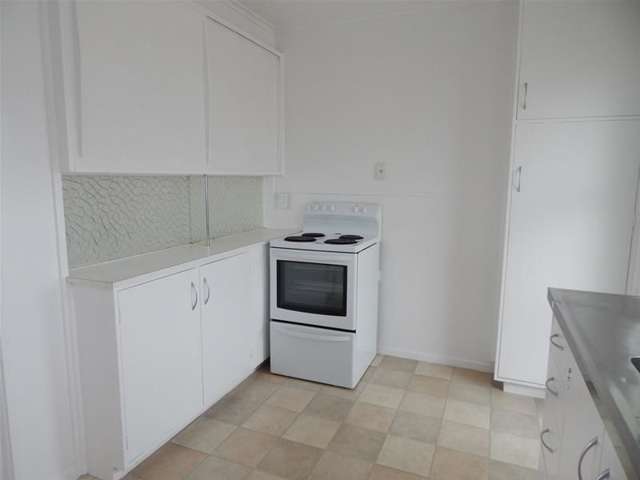 2/124 Te Atatu Road Te Atatu South_2