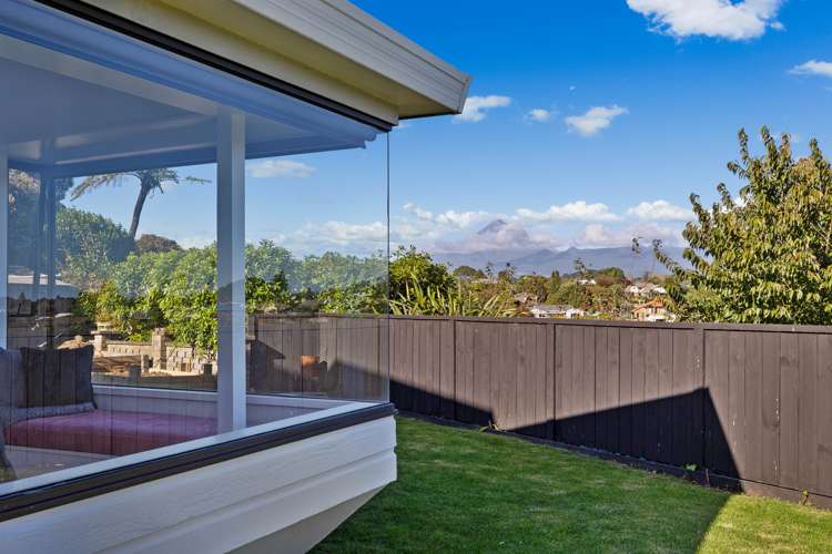 13 Tamati Place Merrilands_18