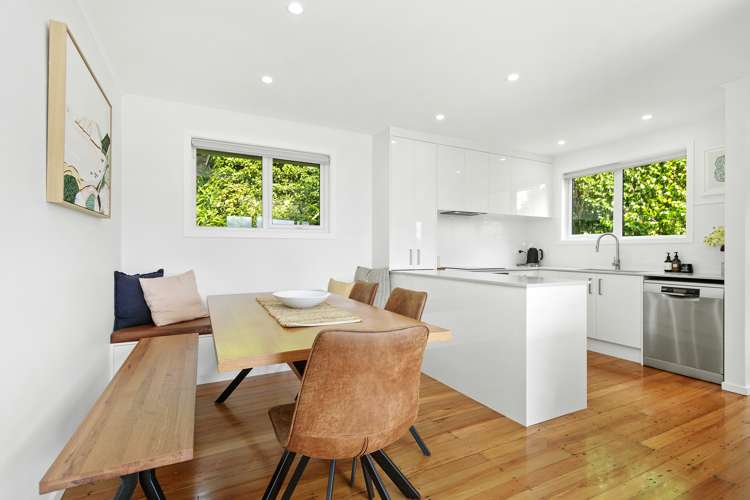 25 Voltaire Street Karori_10