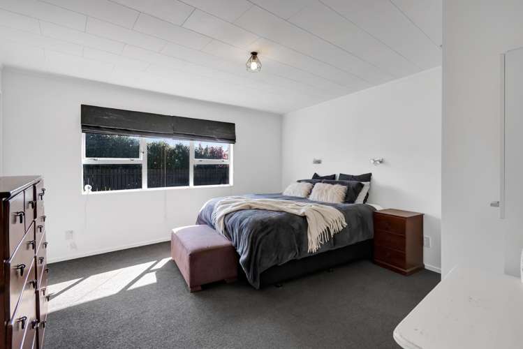 27 Culzean Grove Bell Block_11