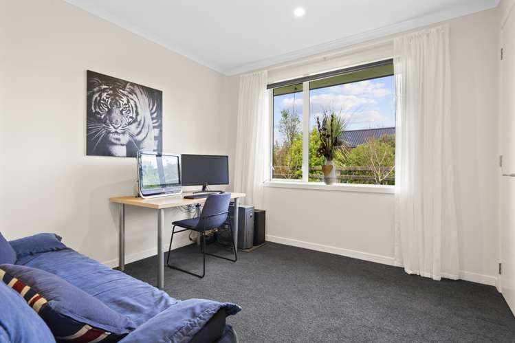 13 Alan Livingston Drive Cambridge_12