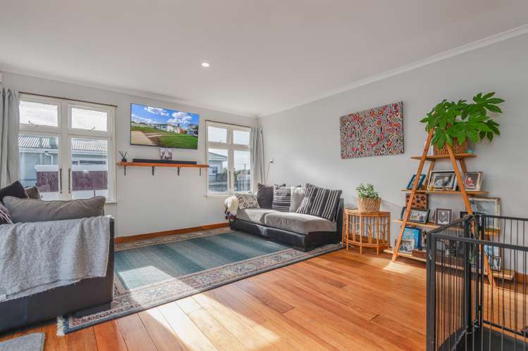 48 Tyndall Street Pahiatua_15