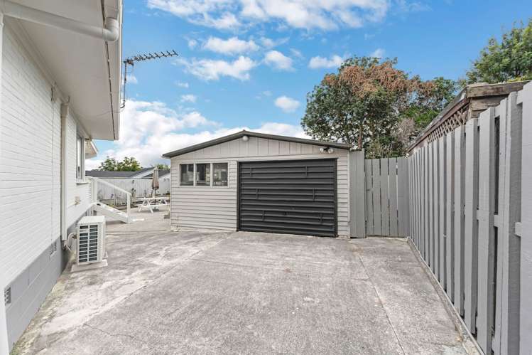 12 Suwyn Place Weymouth_26