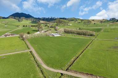 240 Otakairangi Road_1