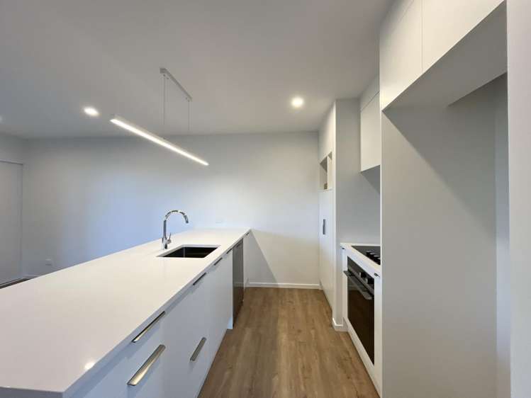 9/83 Edinburgh Street 10222_3