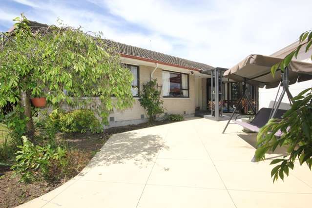 Quintessential Family Home - Cashmere High!