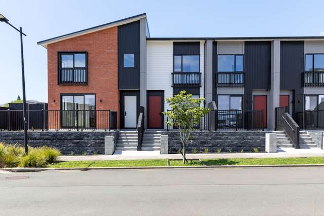 Modern Parkside Living in Northcote