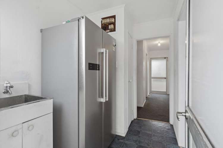 2 Trounson Avenue Clendon Park_3