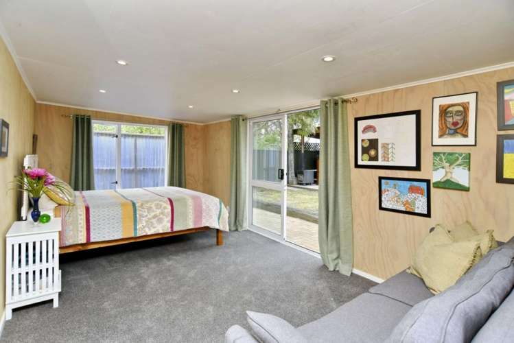 9 South Crescent Amberley_11