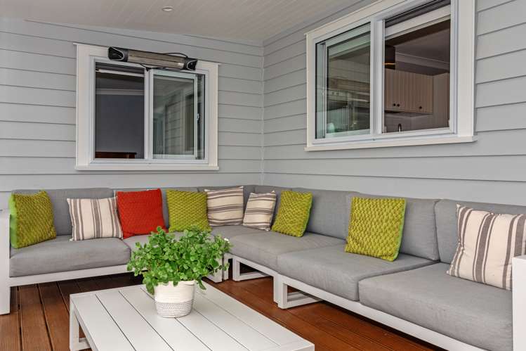 199 Paroa Road Coastlands_11