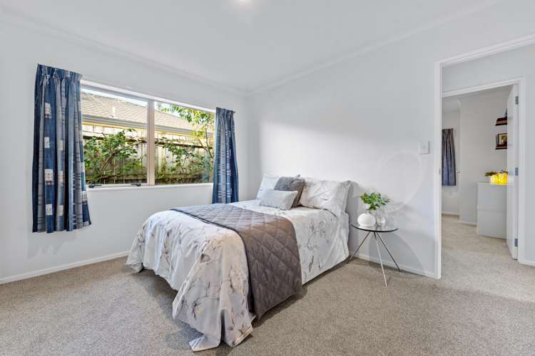2a Laurie Street Red Beach_13