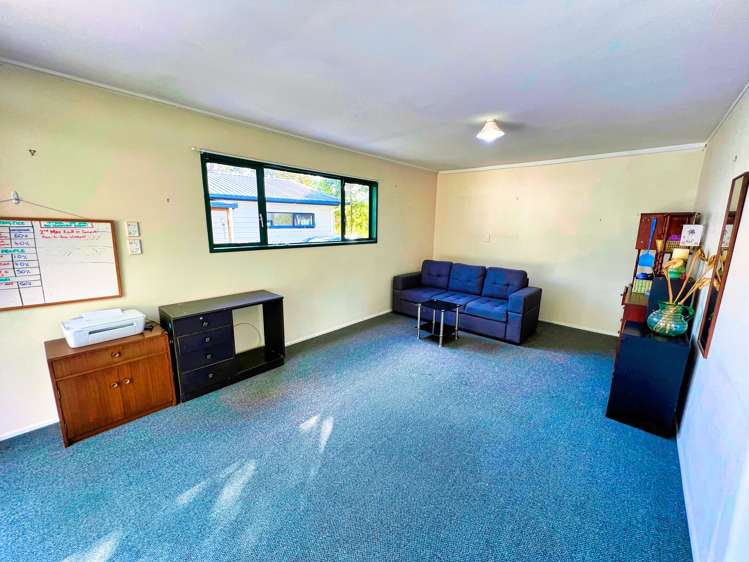 85c Woodglen Road Glen Eden_10