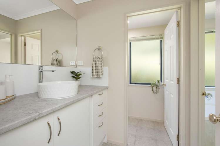 72 Busby Road Katikati_12