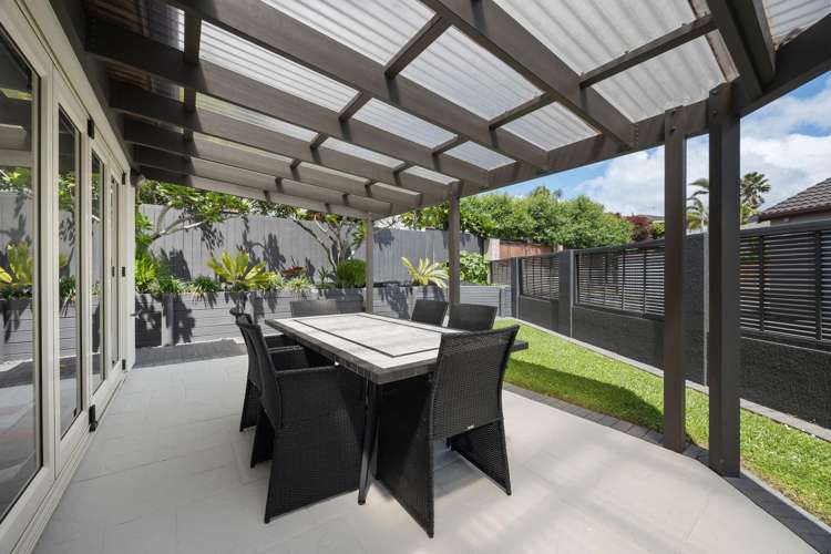 8B Lupetti Rise West Harbour_22
