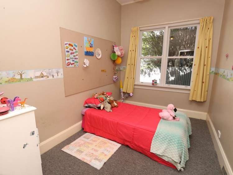 21 Alford Forest Road Allenton_13