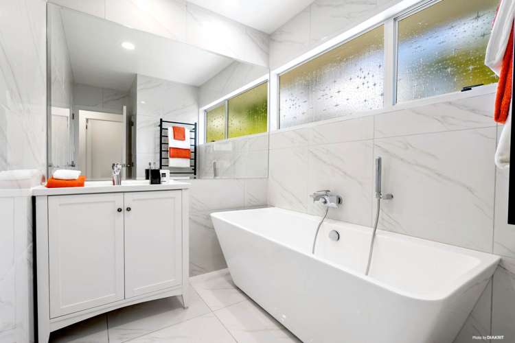 4 South Lynn Road Titirangi_13