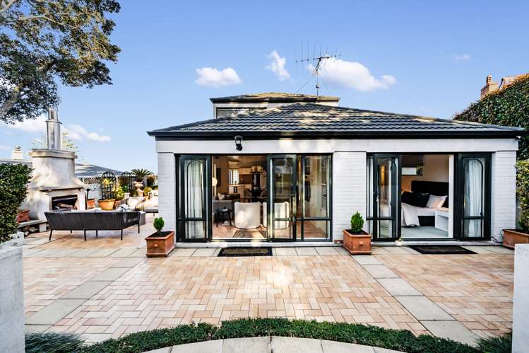 12 Cathedral Place Parnell_11