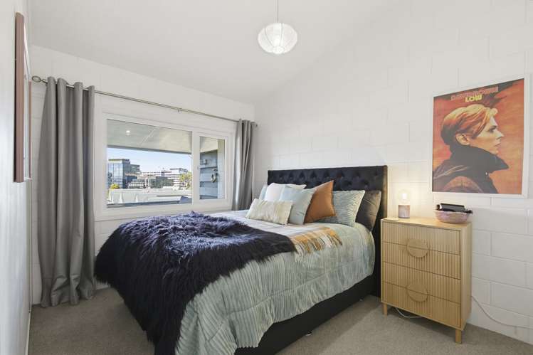7/219 Grant Road Thorndon_8
