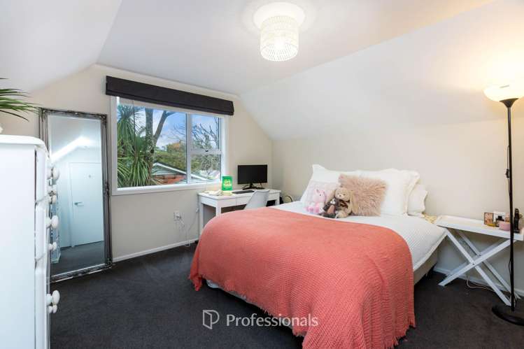 89 Owen Street Belmont_12