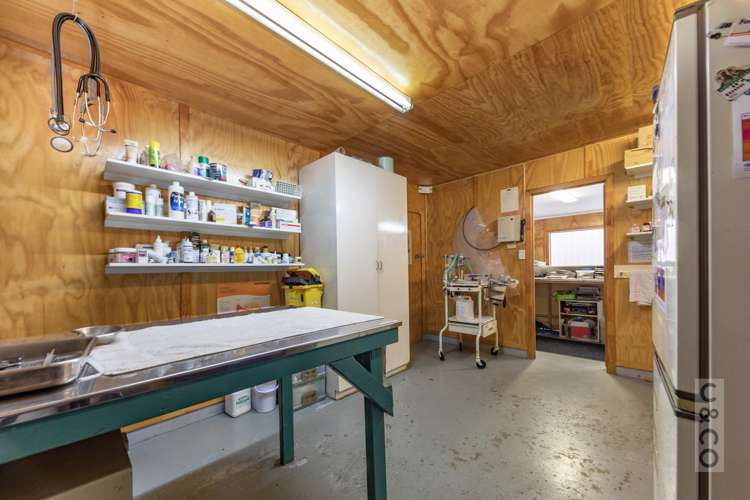 522 State Highway 16 Kumeu_17