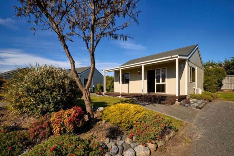 3/7 Old Beach Road Kaikoura Flat_6